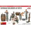 MiniArt German Soldiers At Rest Special Edition -35378 -Radiobesturing En Modellen miniart 35378 800x800 1