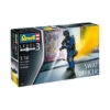Revell Swat Officer -02805
